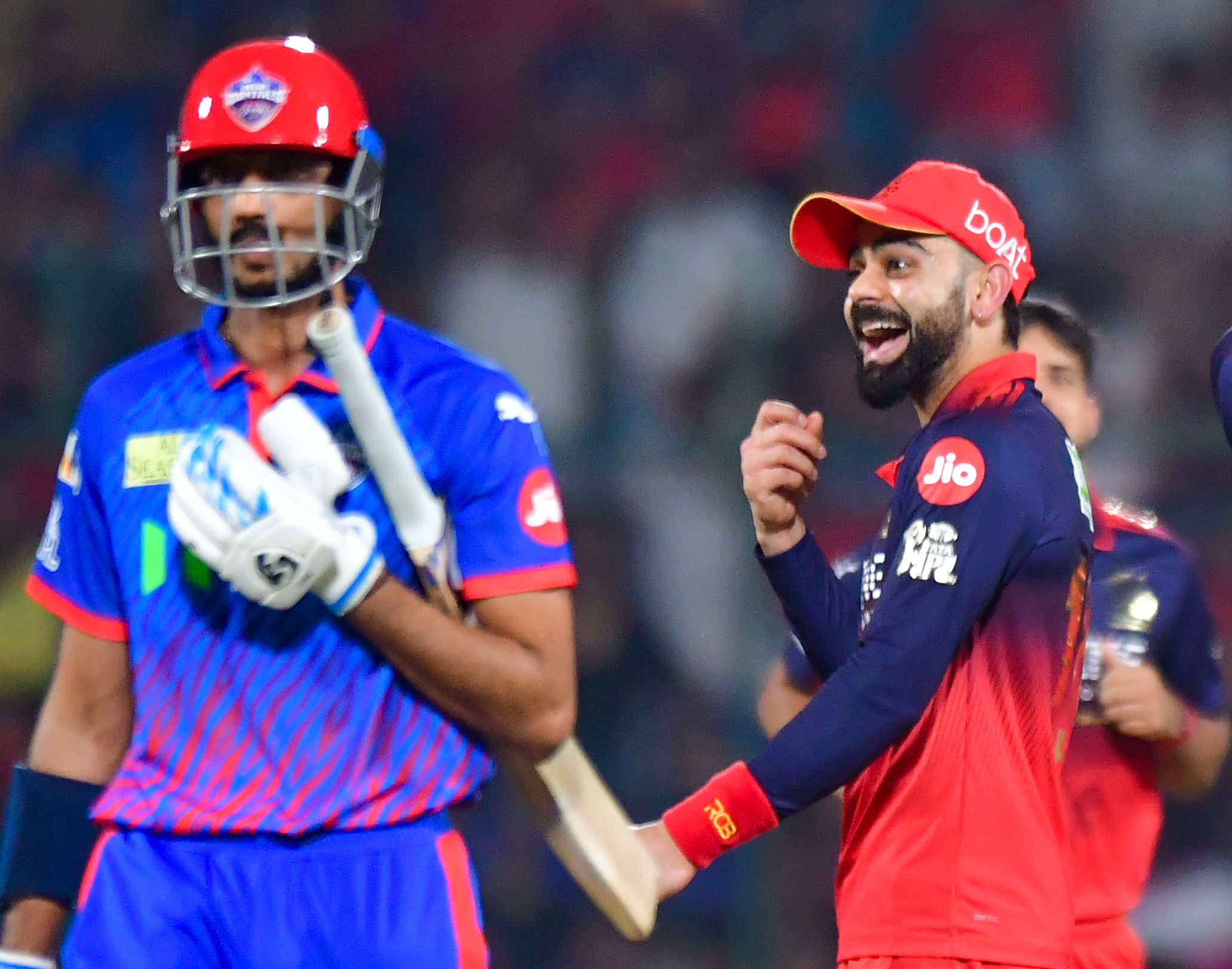 DC vs RCB : બેંગલુરુનો વિજય, હેઝલવુડનો તરખાટ: IPL-2026માં દિલ્હીનો સૌથી શરમજનક રેકોર્ડ 2 - image