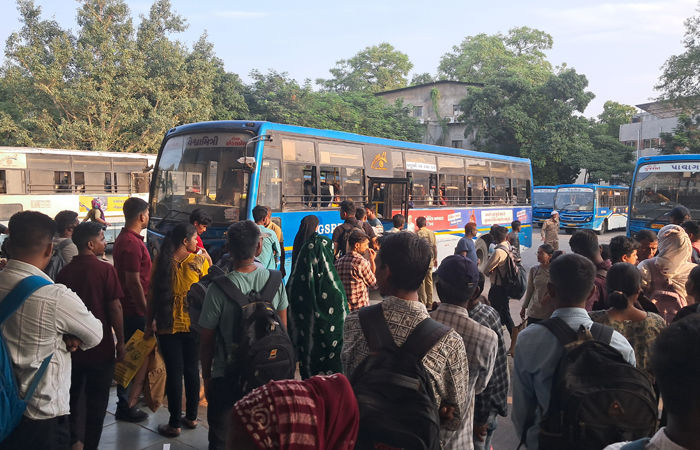 દિવાળીમાં વડોદરા એસટી વિભાગને ૪૬.૨૧ લાખની આવક 2 - image