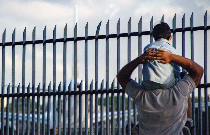 અમેરિકામાં 40 હજારથી વધુ ગુજરાતી ગેરકાયદે ઘૂસ્યાં, 13%ને આશ્રય મળશે બાકીના પાછા ભારત મોકલાશે 1 - image