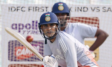 India skipper Shubman Gill retires hurt after freak neck spasm in 1st Test against South Africa