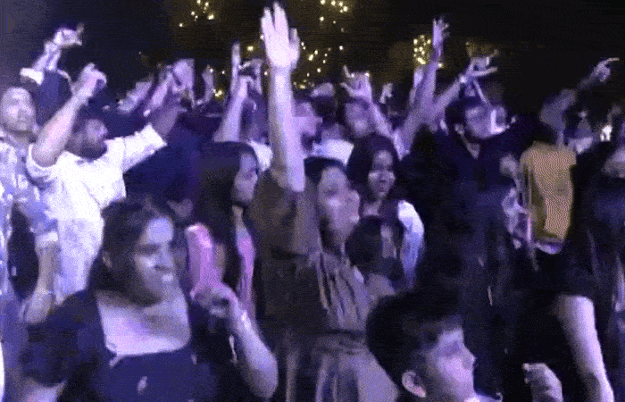 New Year 2026: ભવ્ય આતશબાજી સાથે ભારત સહિત દુનિયાભરમાં ન્યૂ યરની ઉજવણી, લોકોએ નવા વર્ષની શુભેચ્છાઓ પાઠવી 1 - image