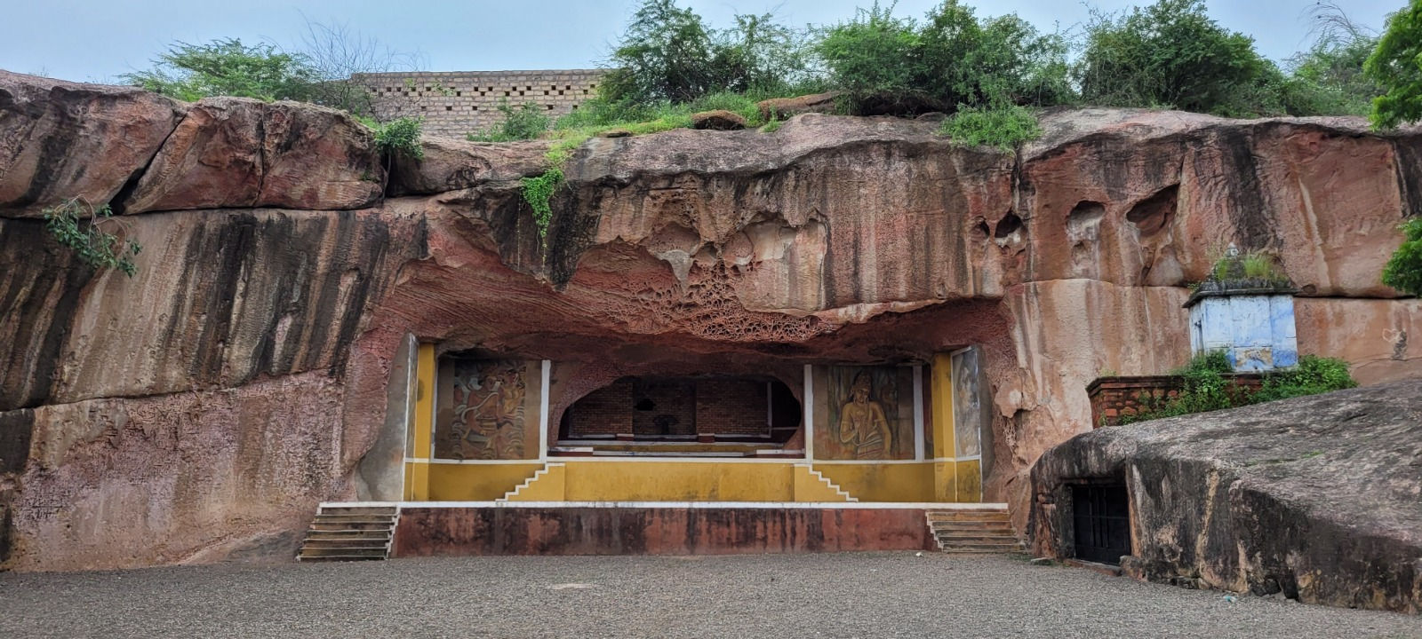 તરણેતરની પાંચાળભૂમિમાં શૂરવીરતાની ગાથા: દ્રૌપદીનું સ્વયંવર, ભીમોરાનો કિલ્લો અને ભીમની ગુફાનો ઇતિહાસ 2 - image