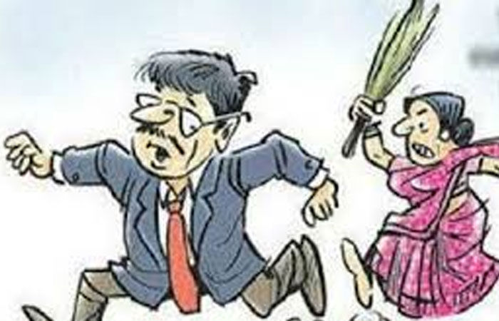 જામનગરમાં પતિ ઉપર ક્રિકેટના બેટથી પત્નીનો હુમલો 1 - image