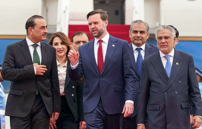 ઈસ્લામાબાદ મંત્રણા નિષ્ફળ: અમેરિકા-ઈરાન વચ્ચે 21 કલાકની ચર્ચા બાદ પણ સમજૂતી ન થઈ 1 - image