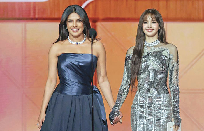 SOCIAL સર્કલ . 1 - image