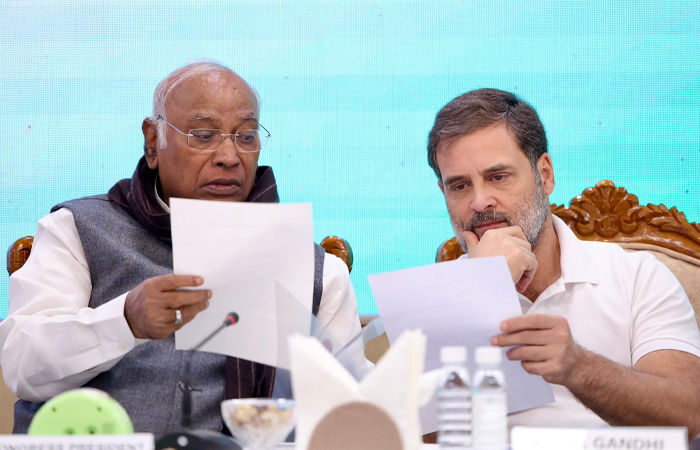 guarantees of Congress in Delhi Elections