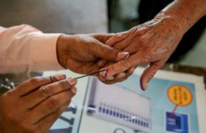 3 રાજ્યો અને 11 રાજ્યસભાની બેઠક... બિહારમાં NDA ફસાયું તો હરિયાણા-ઓડિશામાં કોંગ્રેસ ટેન્શનમાં 1 - image