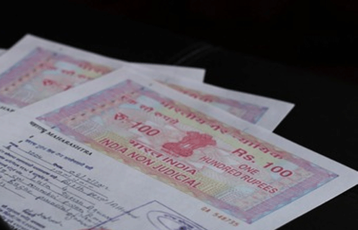 બોટાદમાં નોન જ્યુડીશિયલ સ્ટેમ્પ પેપરોનું વેચાણ કરી શકશે નહીં 1 - image