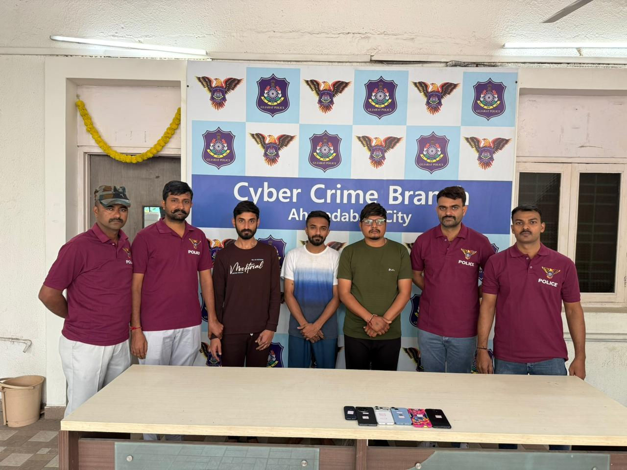 Ahmedabad Cybercrime busts gang issuing SIM cards to foreign cyber fraud networks