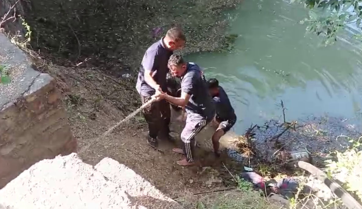 અમરેલી: બાબરાના ઈંગોરાળા ગામે કૂવામાંથી યુવતીનો મૃતદેહ મળ્યો, પોલીસે તપાસ આદરી 3 - image