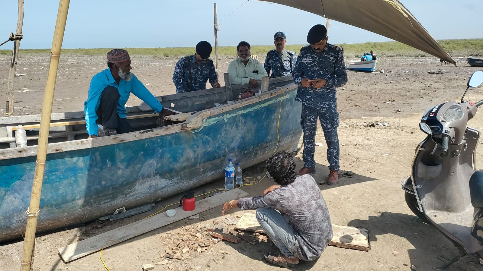 જામનગર દરિયાકાંઠે હાઈ ઍલર્ટ, મિડલ ઈસ્ટમાં તણાવ વચ્ચે મરીન ટાસ્ક ફોર્સનું સઘન કોસ્ટલ પેટ્રોલિંગ 3 - image