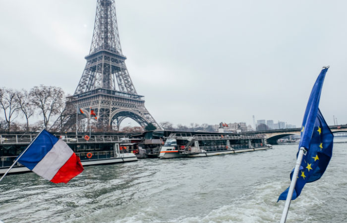 Explainer: યુરોપના 29 દેશમાં પાસપોર્ટ સ્ટેમ્પનો અંત, જાણો ડિજિટલ એન્ટ્રી અને એક્ઝિટના નવા નિયમો 5 - image