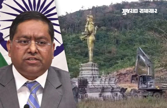 યુદ્ધ વચ્ચે આ દેશમાં 40 ફૂટ ઊંચી ભગવાન વિષ્ણુની પ્રતિમા તોડી પડાતા હડકંપ, ભારતે ઘટનાની કરી નિંદા 1 - image