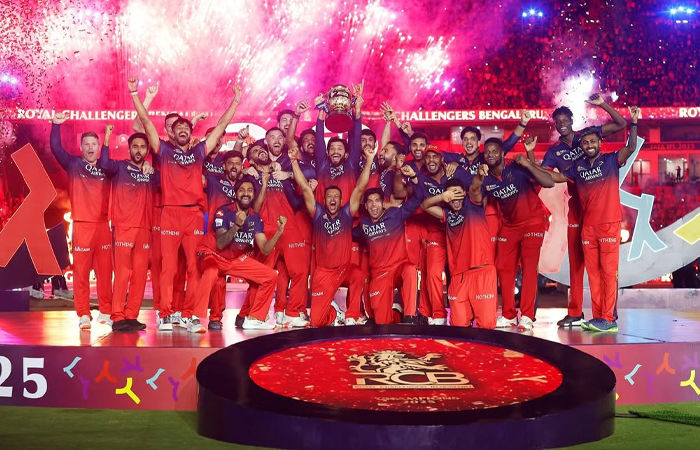 '18 વર્ષ રાહ જોવડાવી યાર...', વિરાટ કોહલીની ઈમોશનલ પોસ્ટ, RCBની જીત અંગે જુઓ શું કહ્યું 2 - image