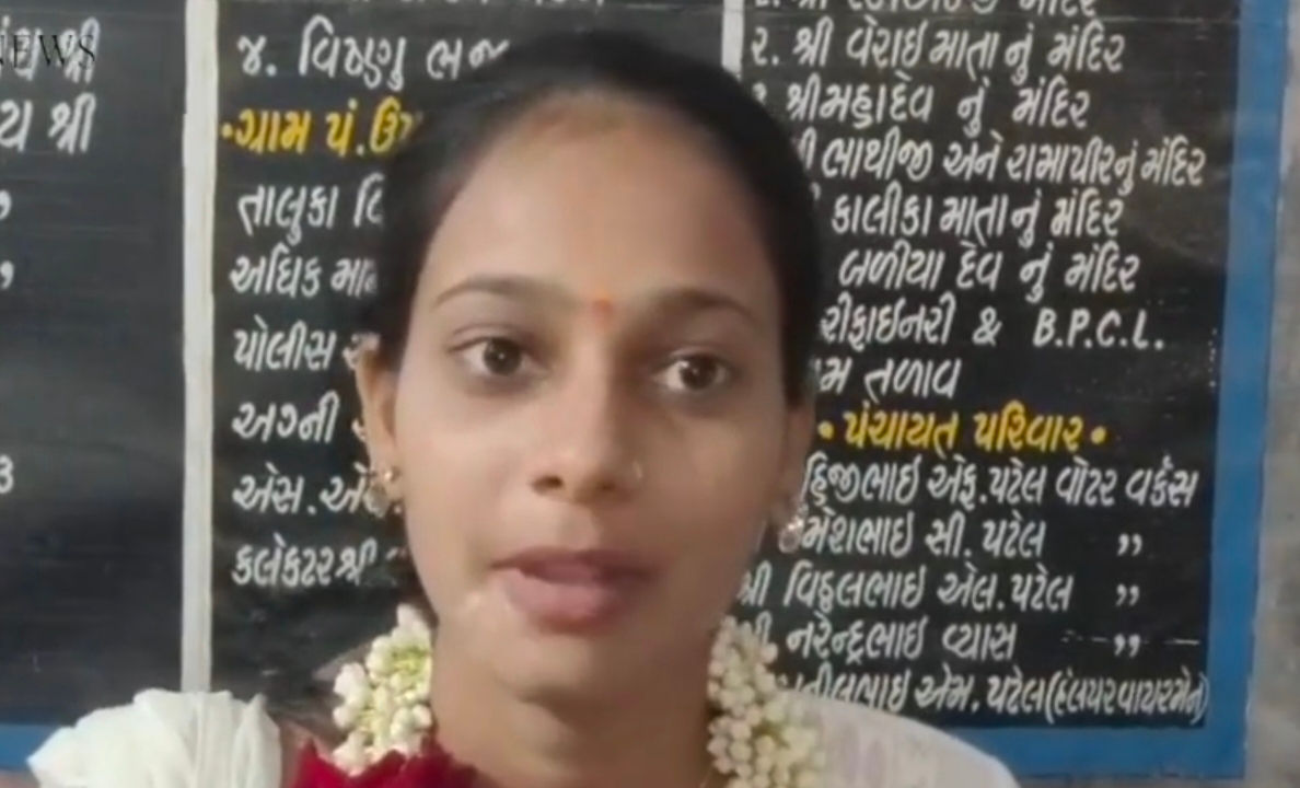 વડોદરા જિલ્લામાં સરપંચોએ હોદ્દા સંભાળ્યાઃસૌથી નાની 22 વર્ષની અને 80 વર્ષના શાંતાબેને કામ શરૃ કર્યા 2 - image