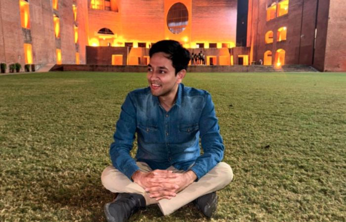 IIMA student uses ChatGpt in project gets A plus social media divided in AI debate