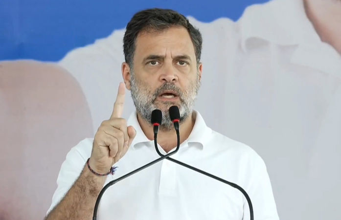 નોઈડા વિરોધ પ્રદર્શન: શ્રમિકોના સમર્થનમાં ઉતર્યા રાહુલ ગાંધી, કહ્યું- 'આ વિકસિત ભારતની અસલી ઓળખ' 1 - image