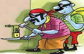 ઘોડાસરમાં પરિવારજનો રક્ષાબંધન કરવા ગયા, મકાનમાંથી રૃા. ૨૮ લાખની મતા ચોરાઇ 1 - image