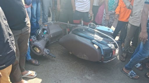 જામનગર: પત્નીને ભગાડી જનાર પિતરાઈ ભાઈની હત્યા, પોલીસે હથિયાર સાથે આરોપીને ઝડપી પાડ્યો 3 - image