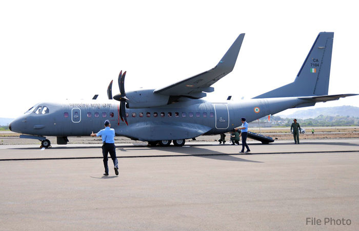 સ્પેને ભારતને સોંપ્યા તમામ C-295 લશ્કરી કાર્ગો વિમાન, 11 કલાક સતત ઉડવાની ક્ષમતા 2 - image