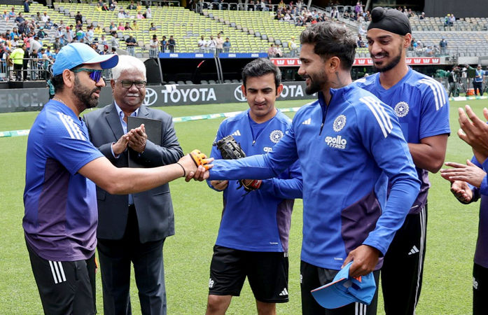 110 ટકા તું સફળ થઈશ જ..., રોહિત શર્મા 22 વર્ષના ખેલાડીને ગણાવ્યો ઓલ ફોર્મેટ સુપરસ્ટાર 1 - image