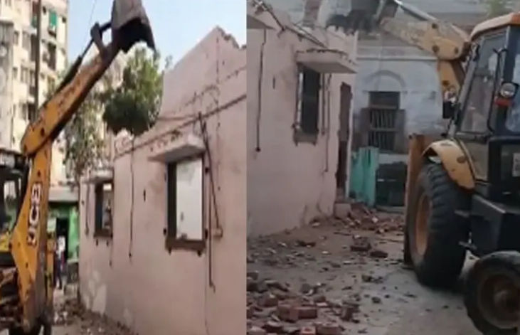 AMC demolishes illegal structures in Jamalpur following Gujarat HC order