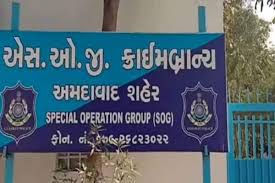 આઠ કરોડના ૨૩ કિલો હાઇબ્રીડ ગાંજા સાથે ભાઇ-બહેનને ઝડપી લેવાયા 2 - image