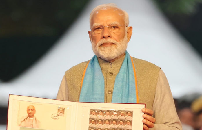 આજે સરદાર પટેલની 150મી જન્મજયંતી: કેવડિયામાં ભવ્ય એકતા પરેડ, SOU પર પુષ્પાંજલિ અર્પણ કરશે PM મોદી | PM Modi to Pay Tribute at Statue of Unity on Sardar Patel's 150th Birth ...