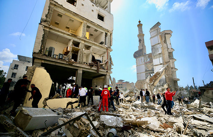 મિડલ ઈસ્ટમાં સીઝફાયરનો ફિયાસ્કો! લેબેનોનમાં આખું ગામ કાટમાળમાં ફેરવાયું! જવાબમાં હિઝબુલ્લાહે કર્યો મિસાઈલ હુમલો 1 - image