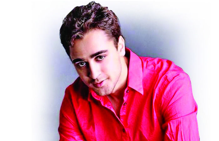 ઈમરાને કમબેક વખતે હાથમાંથી સરી ગયેલી ફિલ્મોની વાત માંડી ઈમરાને કમબેક વખતે હાથમાંથી સરી ગયેલી ફિલ્મોની વાત માંડી